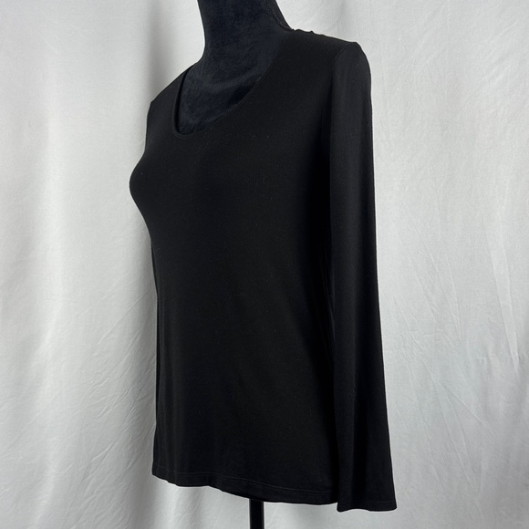 Paraphrase Classic Black Long Sleeve Top - Picture 2 of 4